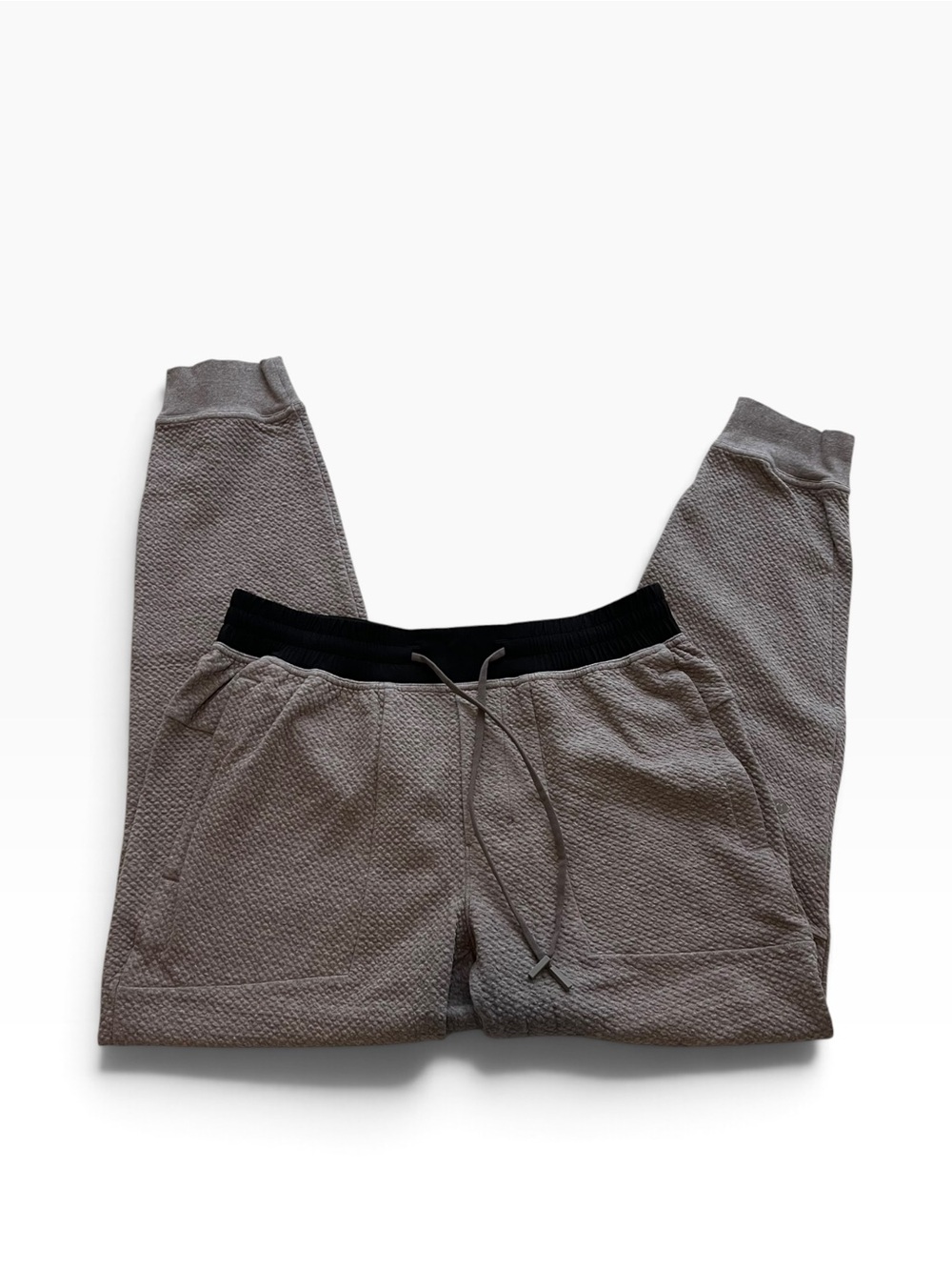 lululemon athletica Men's AT EASE Joggers in MAUVE with Black Waistband